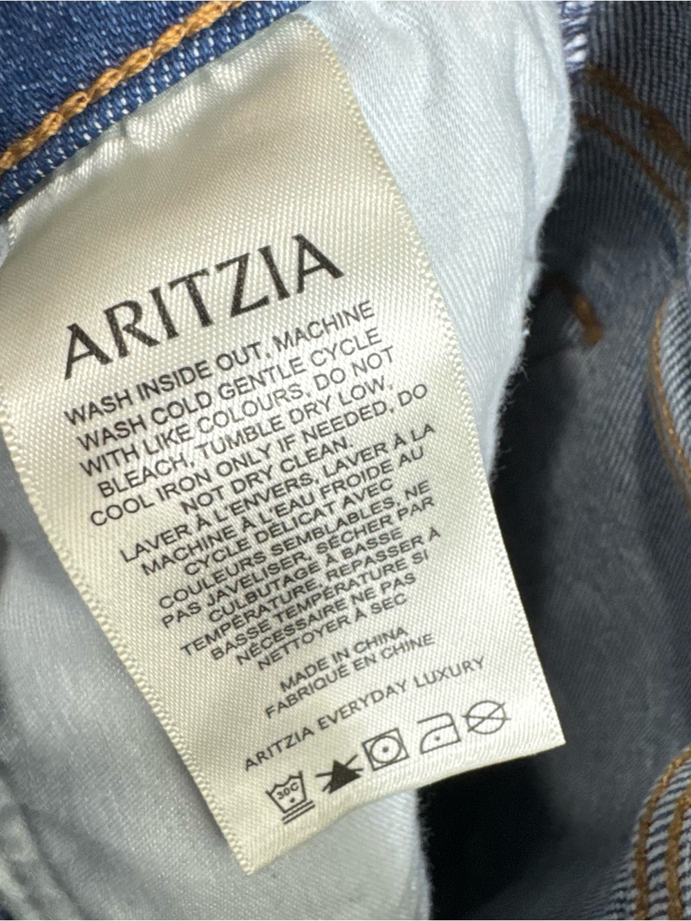 Aritzia Denim Forum 90s Snatched Mid-rise Straight Leg Jeans Size 27 - Picture 8 of 10